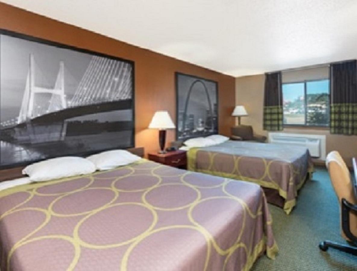 Hotel Super 8 By Wyndham Missouri 2*